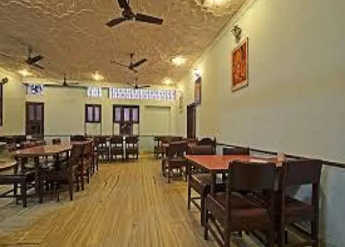 Hotel Jai Mangal Palace