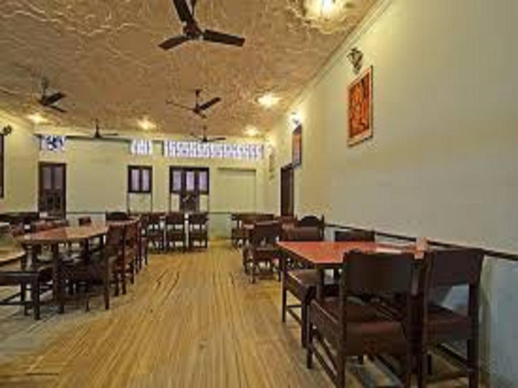 Jai Mangal Hotel